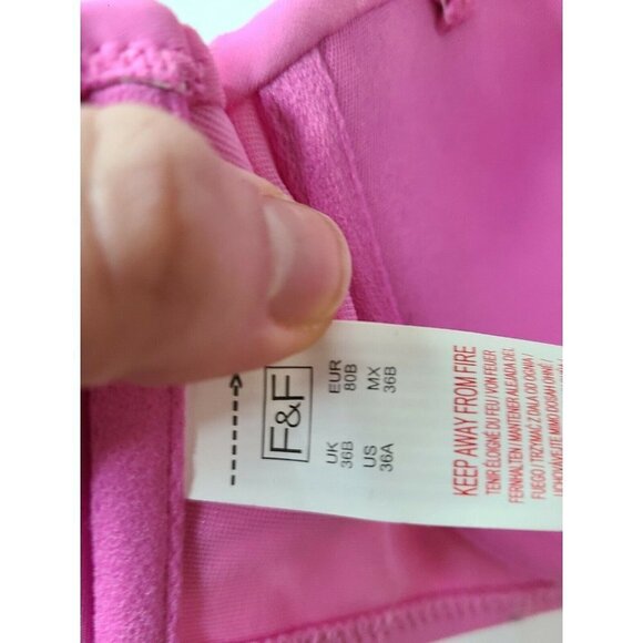 𝅺F&F Womens Pink Removable Strap Twist Swimwear Bandeau Bikini Top Bra Sz 36A - Picture 6 of 7